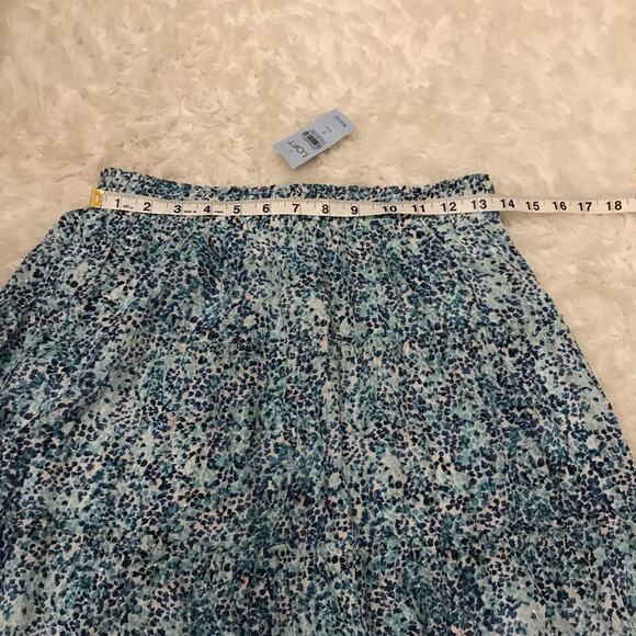 Loft elastic waist lined floral silver shimmer skirt size small petite N… - Picture 3 of 5